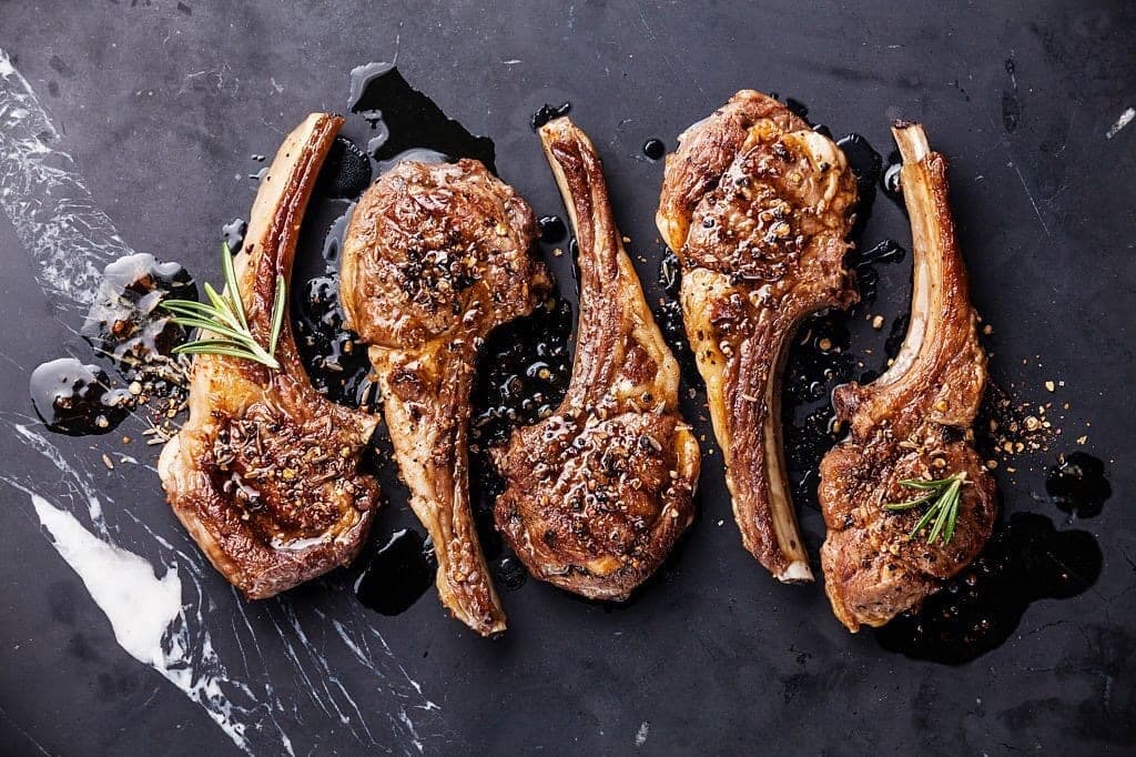 Heidschnucken - entdecke zusammen mit Kuhteilen Lammfleisch neu